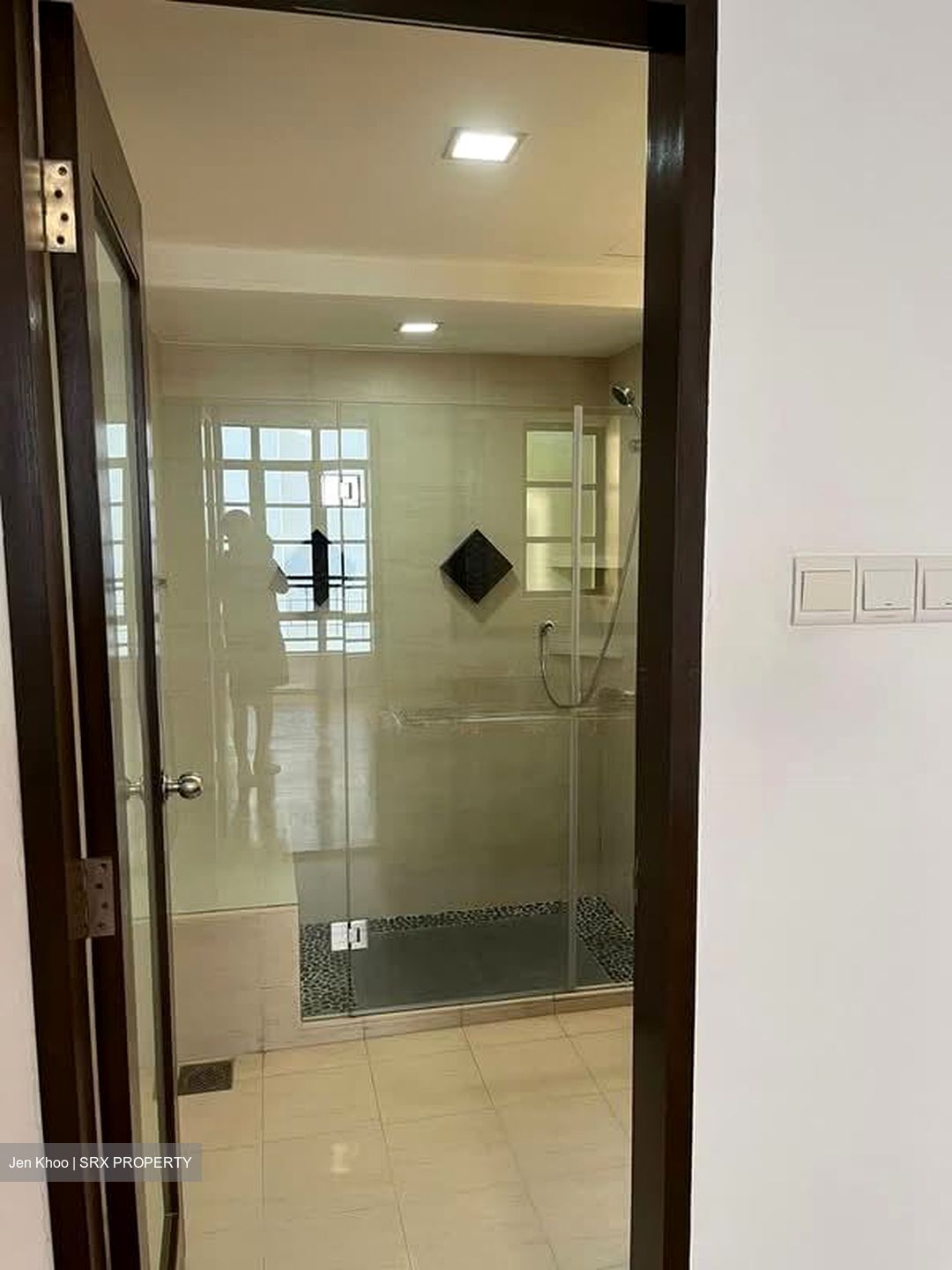 Pinewood Gardens (D10), Condominium #574454151